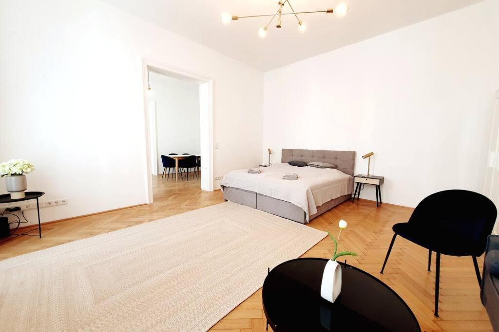 Savoir Vivre Apartments Rosinagasse เวียนนา ภายนอก รูปภาพ